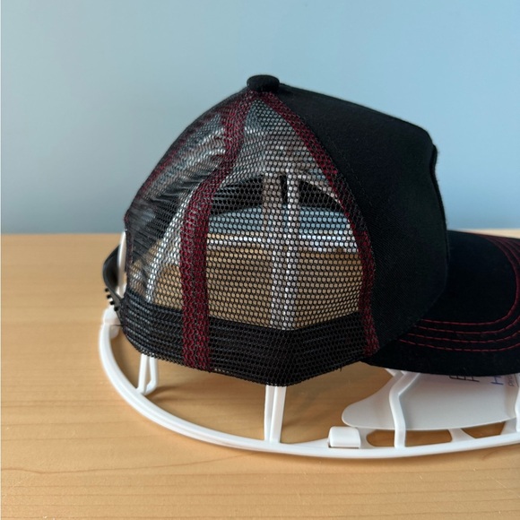 Coyote Roadrunner Truck Snapback Hat Cap - Picture 2 of 6